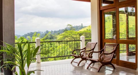 Hanthana House Vacation rental in Kandy