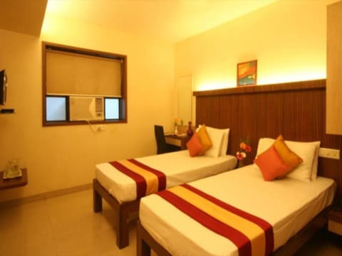 Hotel Ratna Palace Residency Hotel in Thane