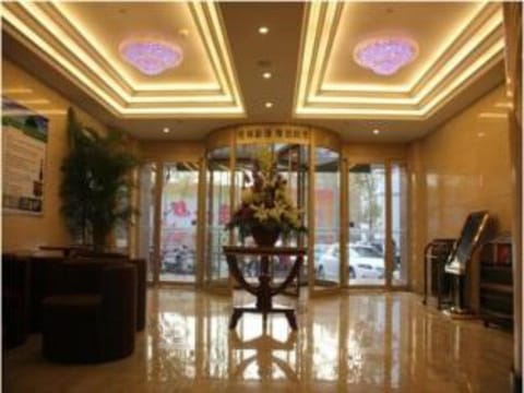 GreenTree Inn Shandong Jinan Quancheng Square Business Hotel Hotel in Shandong