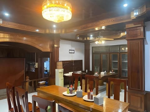 Vang Vieng Walking Street Hotel Vacation rental in Vang Vieng