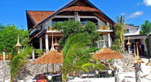 Dolphin House Resort Spa Diving Vacation rental in Central Visayas