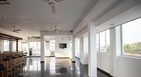 Port View City Hotel Vacation rental in Colombo