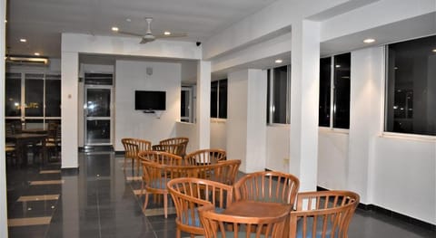 Port View City Hotel Vacation rental in Colombo