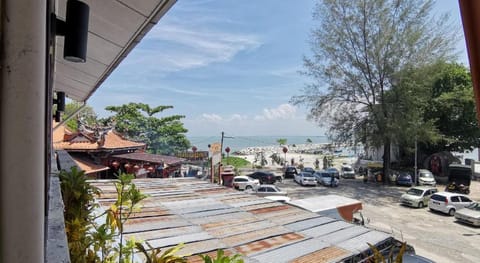 8 Boutique By The Sea Hotel Hotel in Tanjung Bungah