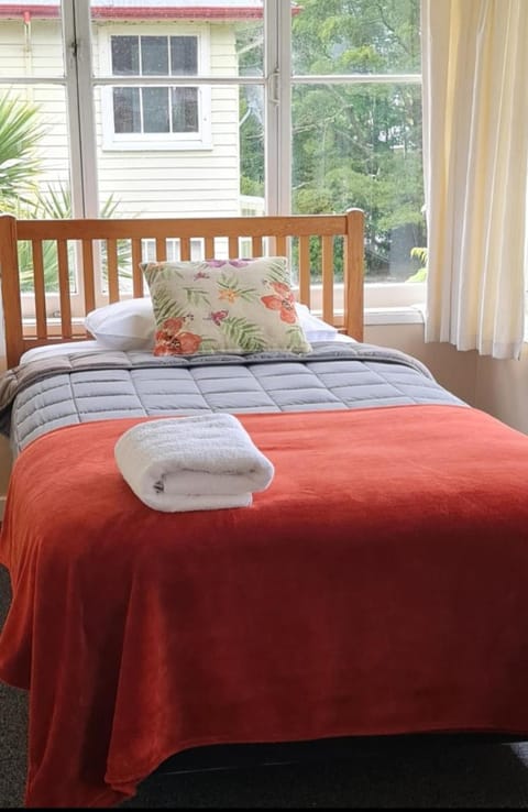 The Nurses Home Guesthouse - Reefton Bed and Breakfast in Canterbury
