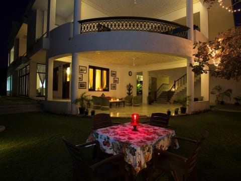 Devraj Villa - Luxury Pool Villa Udaipur Vacation rental in Udaipur