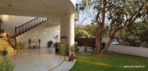 Devraj Villa - Luxury Pool Villa Udaipur Vacation rental in Udaipur