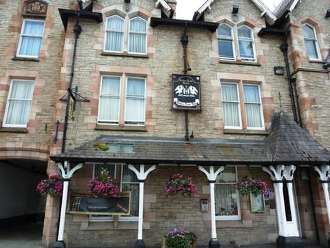 Tufton Arms Hotel Apartment hotel in Moot Hall
