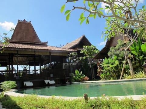 Kampung Cenik Resort in Kuta
