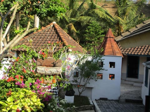 La Casa Homestay Vacation rental in Batu Layar