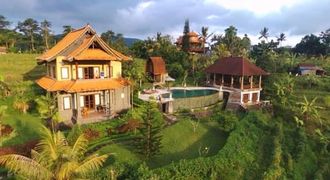 The Kanjeng Signature Sidemen Vacation rental in Sidemen