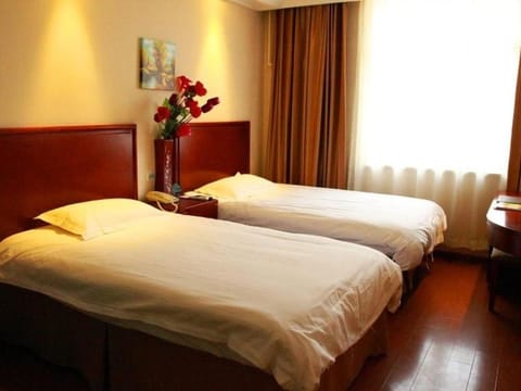 GreenTree Inn Beijing Yanshan Shihua Express Hotel Hotel in Beijing