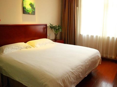 GreenTree Inn Beijing Yanshan Shihua Express Hotel Hotel in Beijing