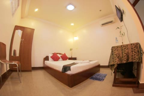 Golden Noura Villa-Pub & Restaurant Vacation rental in Phnom Penh Province