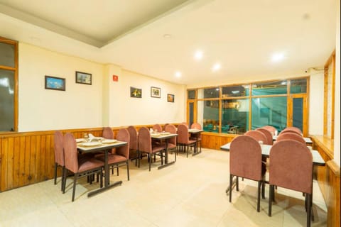 Hotel Rising Star Vacation rental in Manali