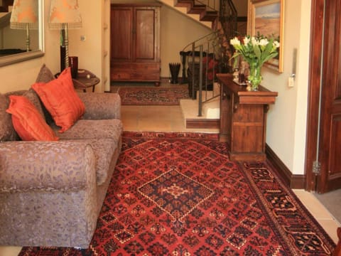 Cowrie Cove Guest House Bed and Breakfast in Umhlanga