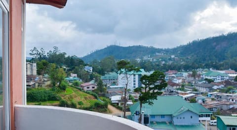 Panoramic Holiday Apartment Vacation rental in Nuwara Eliya