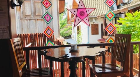 Apple Guesthouse Vacation rental in Luang Prabang