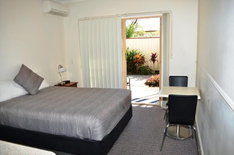 Redland Bay Motel Vacation rental in Redland Bay