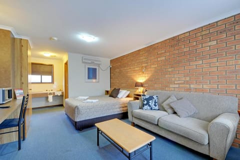 Tree Rose Motel Morwell Vacation rental in Morwell