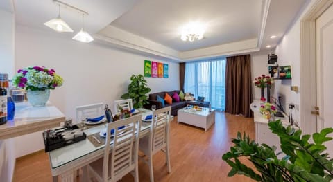 Rose Garden Residences Vacation rental in Hanoi