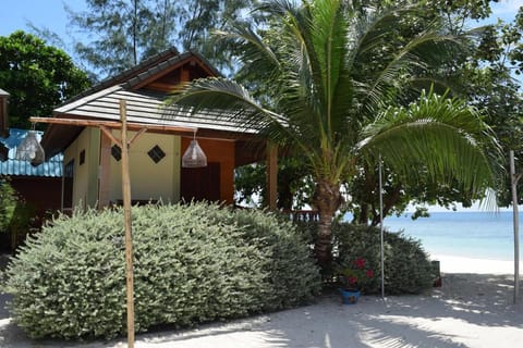 Seaboard Bungalow Resort in Ko Pha-ngan Sub-district