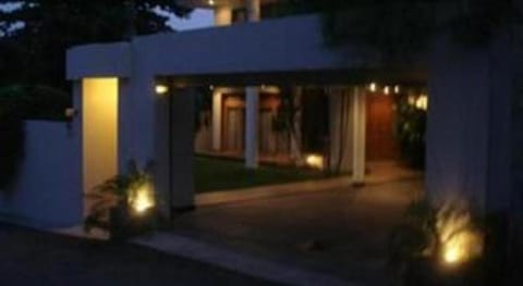 Silvikris Villa Vacation rental in Colombo