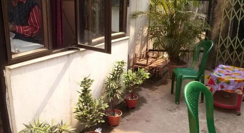 Capital Guest House Vacation rental in Kolkata