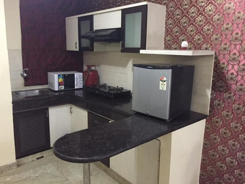 Hotel Jashn Inn near Apollo Hospital Vacation rental in Noida