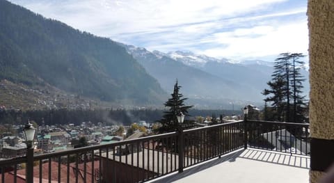 Shingar Regency Vacation rental in Manali