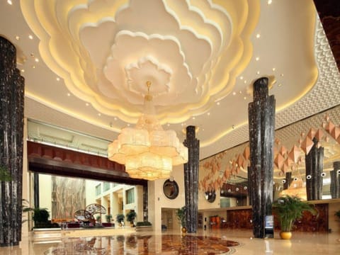 Wyndham Grand Plaza Royale Changsheng Jiangyin Hotel in Suzhou
