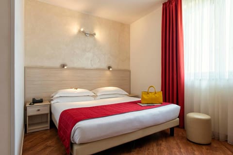 Simon Hotel Vacation rental in Pomezia