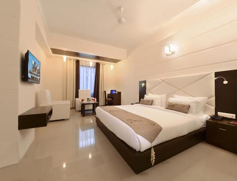 Hotel Crimson Palace Urlaubsunterkunft in Agra