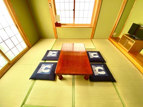 Marushige Lodge in Nozawaonsen