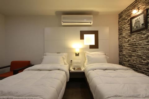 Hotel Casa Bed and Breakfast in Vadodara
