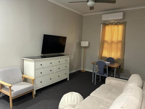 Broken Hill Tourist Lodge Vacation rental in Broken Hill