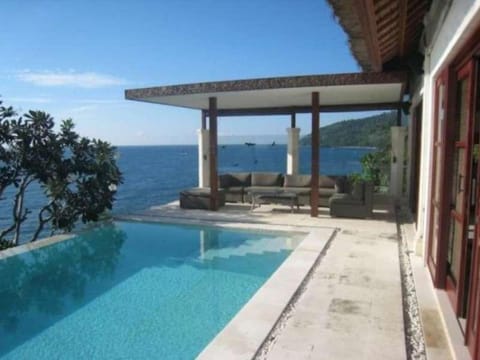 Villa Eden Roc Vacation rental in Abang