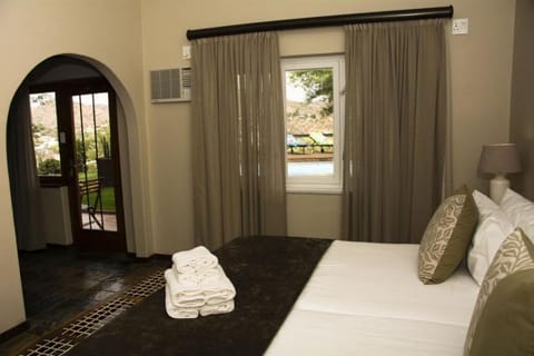 Hilltop Guesthouse Bed and Breakfast in Windhoek