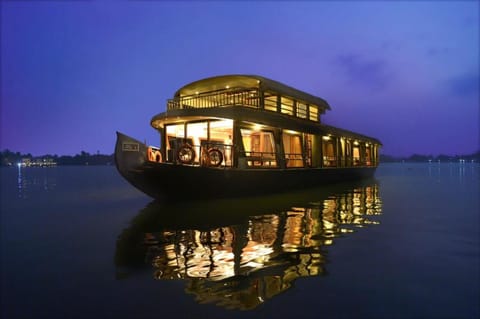Kerala Houseboats Urlaubsunterkunft in Alappuzha