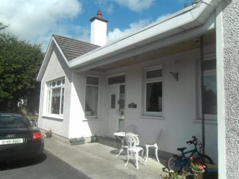 Launard House Vacation rental in Kilkenny City