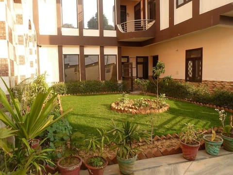 Su-Koon Homestay Vacation rental in Agra