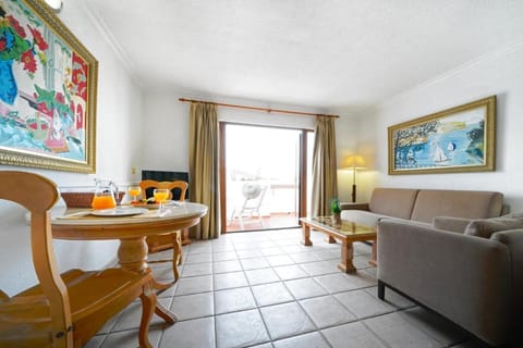 The Suites at Beverly Hills Vacation rental in Los Cristianos