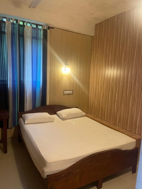 Holiday Inn Unawatuna Vacation rental in Main Road