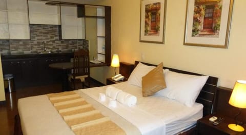 Silver Oaks Hotel and Suite Vacation rental in Manila City