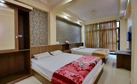 Larica Holiday Inn Puri Hotel in Puri