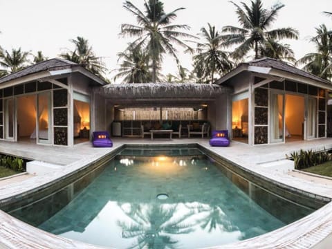 Sunset Palms Resort Villa in Pemenang