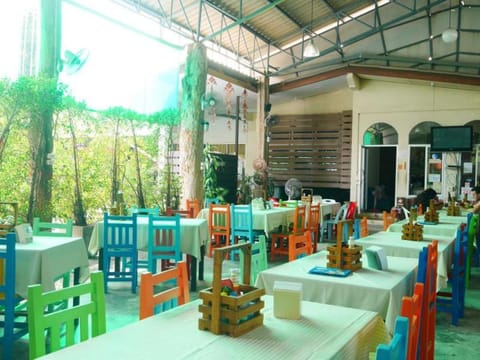 Forest Bungalows & Mama's Restaurant Vacation rental in Chalong