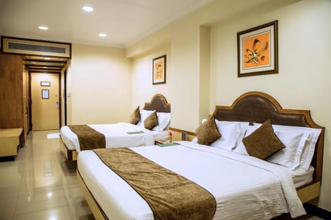 Hotel Tip Top Plaza Vacation rental in Thane