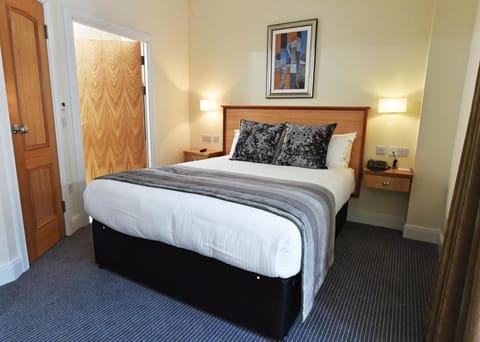 Royal Athenaeum Suites Vacation rental in Aberdeen