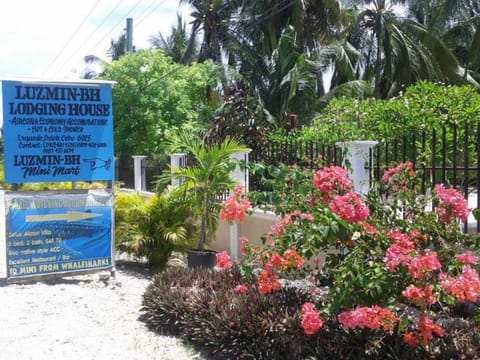 Luzmin BH - Cottages and Bungalows Resort in Oslob